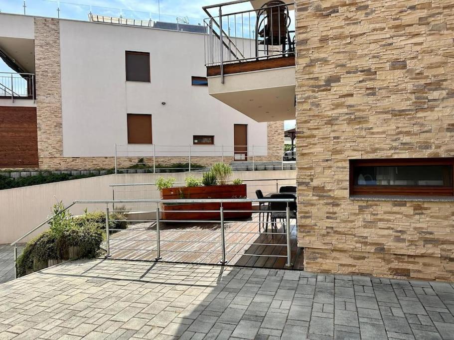Maya Apartman